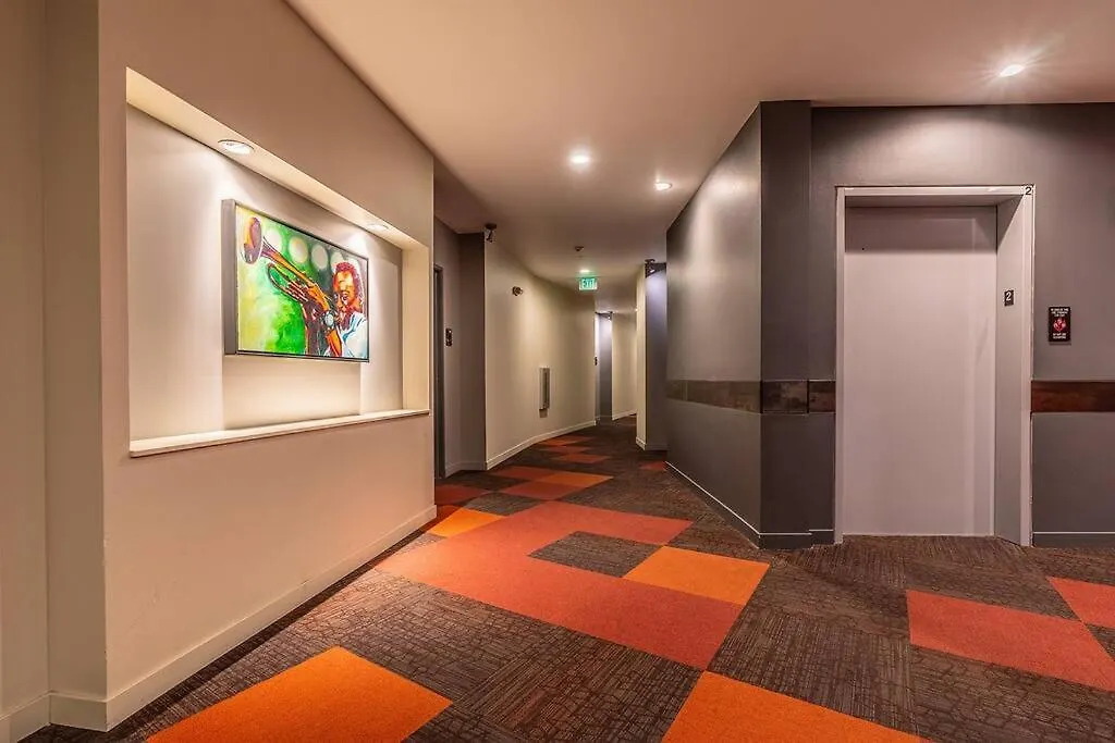One Bedroom Luxury Apartment Seattle