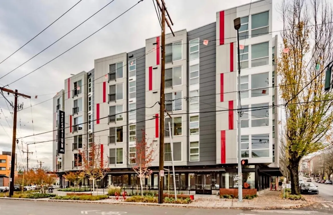 One Bedroom Luxury Apartment Seattle